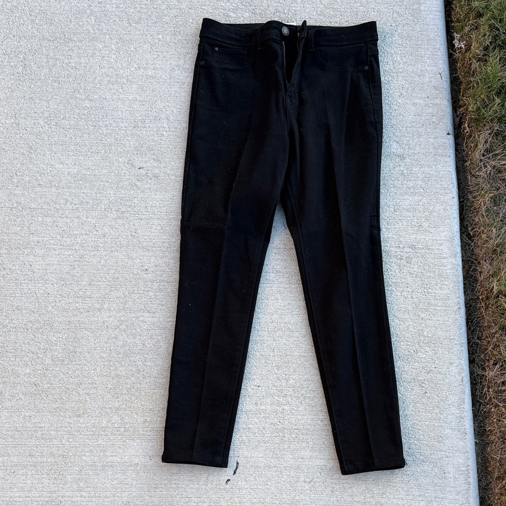 Time and Tru Black High Rise Jeggings